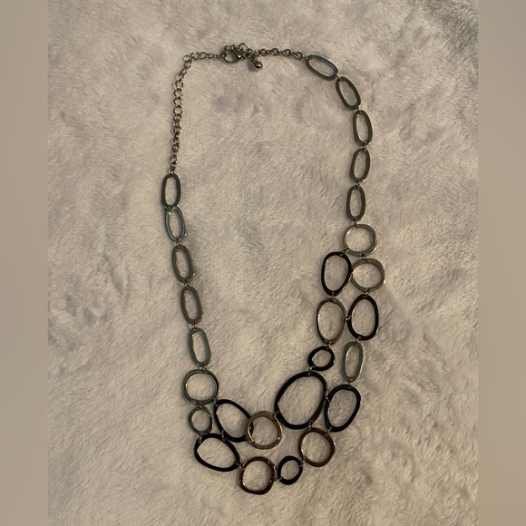 Necklace Lot, Set of 7 - Picture 7 of 7